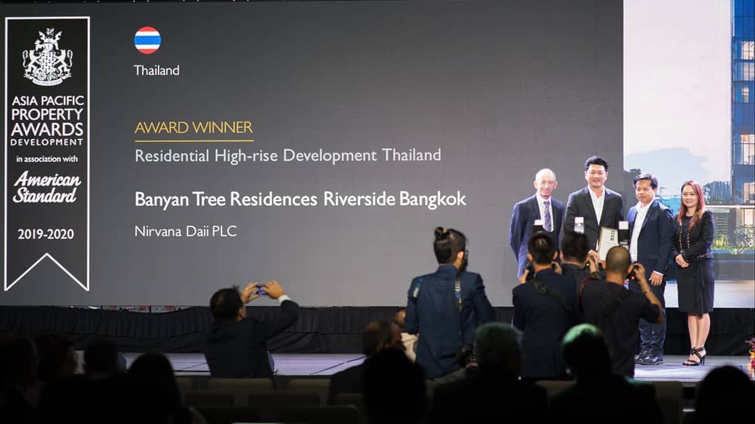 Banyan Tree Residence Riverside Bangkok recently been recognized at Asia Pacific Property Awards 2019-2020 in the Residential High-rise Architecture and Residential High-rise Development categories (Thailand)